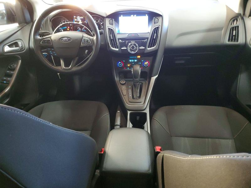 Фото 8 - FORD FOCUS