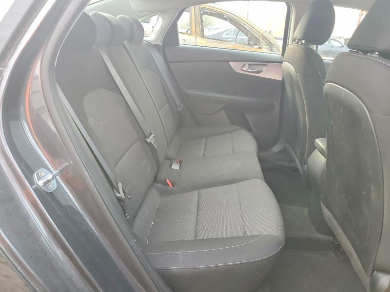 Фото 10 - KIA FORTE