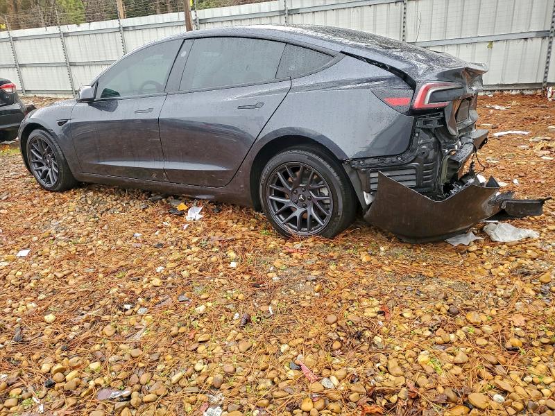 Фото 2 - TESLA MODEL 3