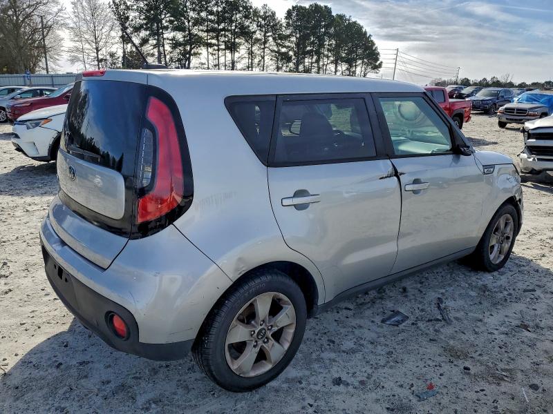 Фото 3 - KIA SOUL
