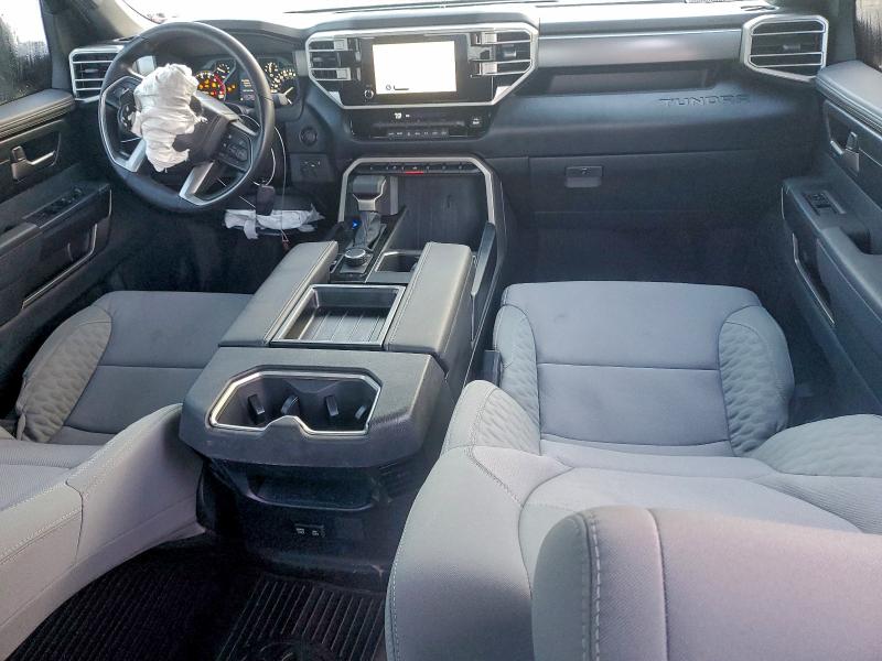 Фото 8 - TOYOTA TUNDRA