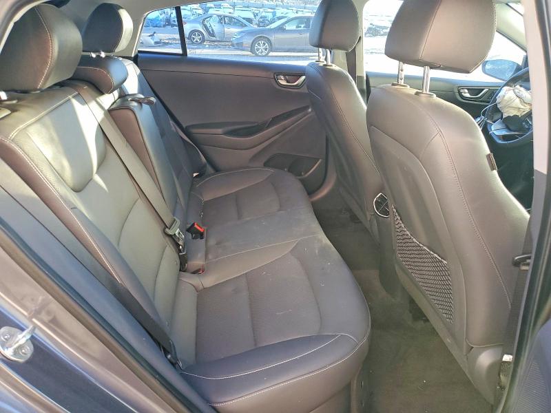 Фото 10 - HYUNDAI IONIQ