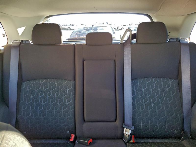 Фото 10 - MITSUBISHI OUTLANDER