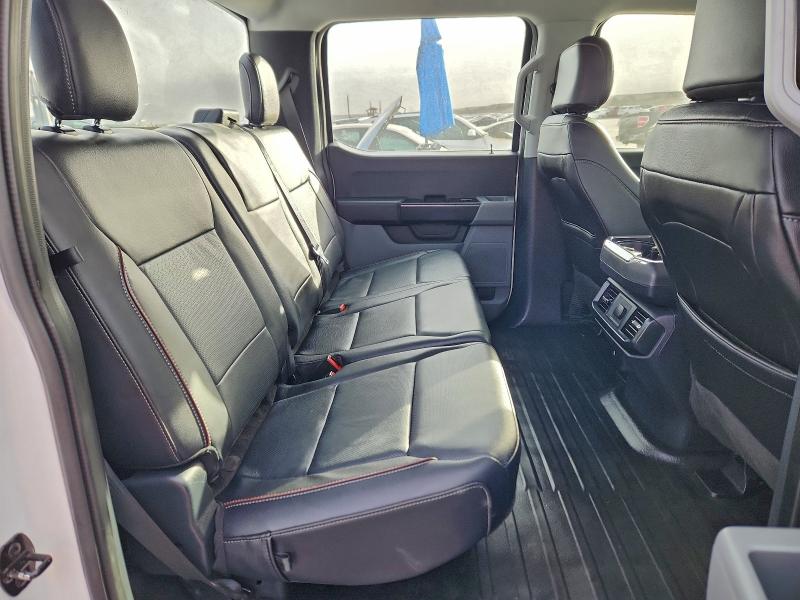 Фото 10 - FORD F-150