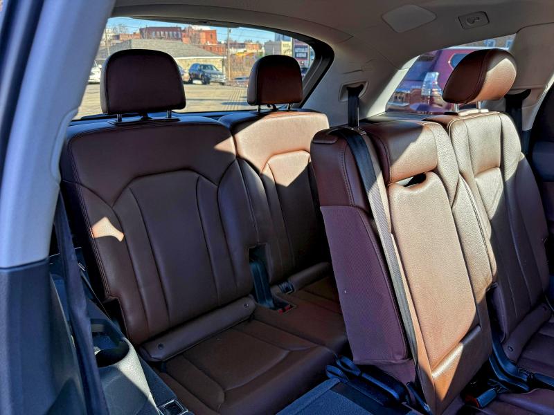 Фото 5 - AUDI Q7