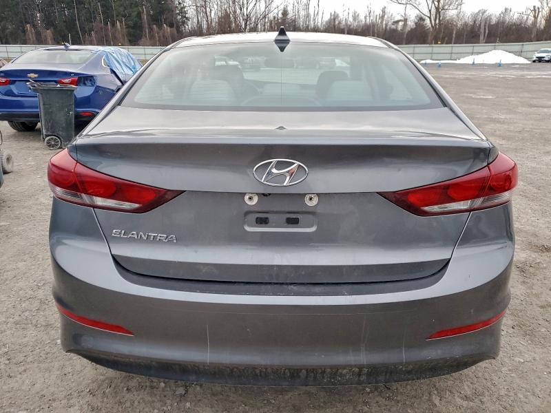 Фото 6 - HYUNDAI ELANTRA