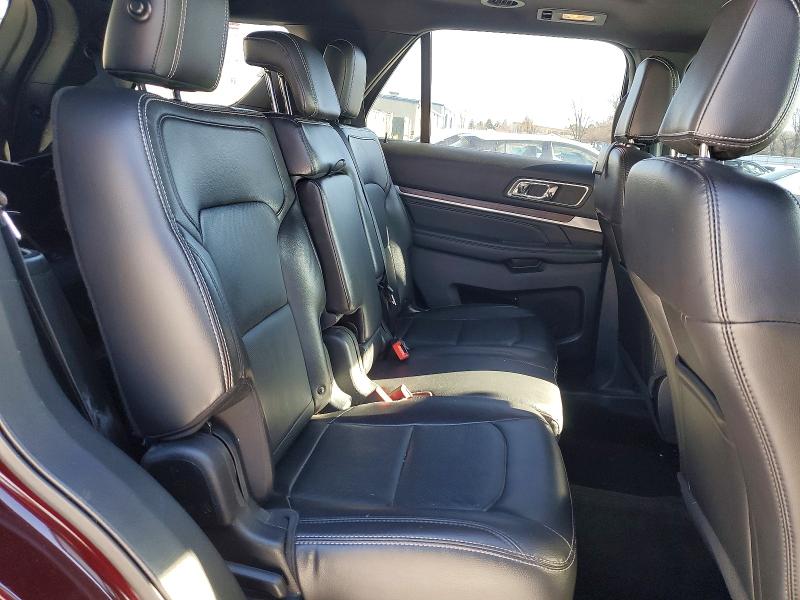 Фото 11 - FORD EXPLORER