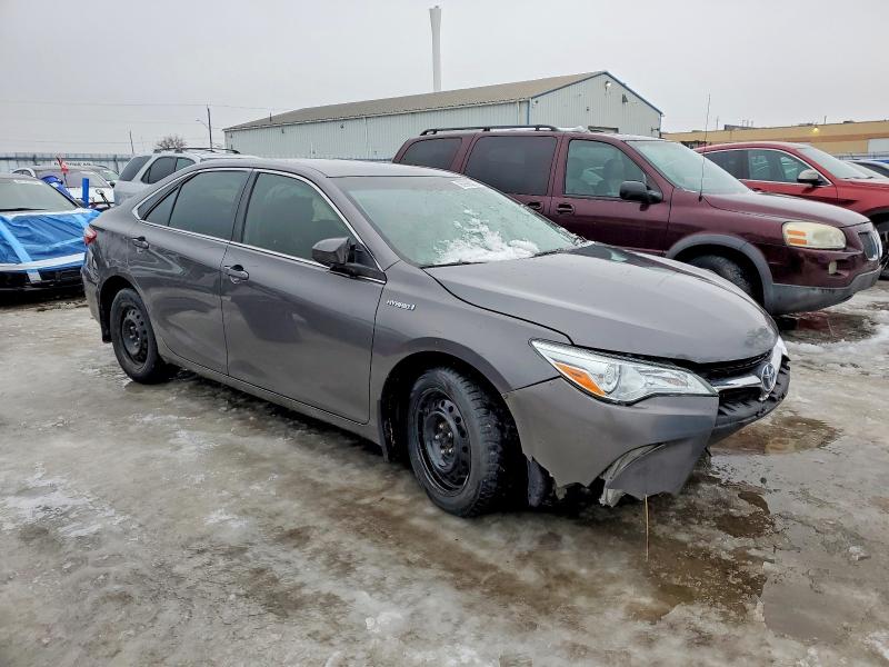 Фото 4 - TOYOTA CAMRY