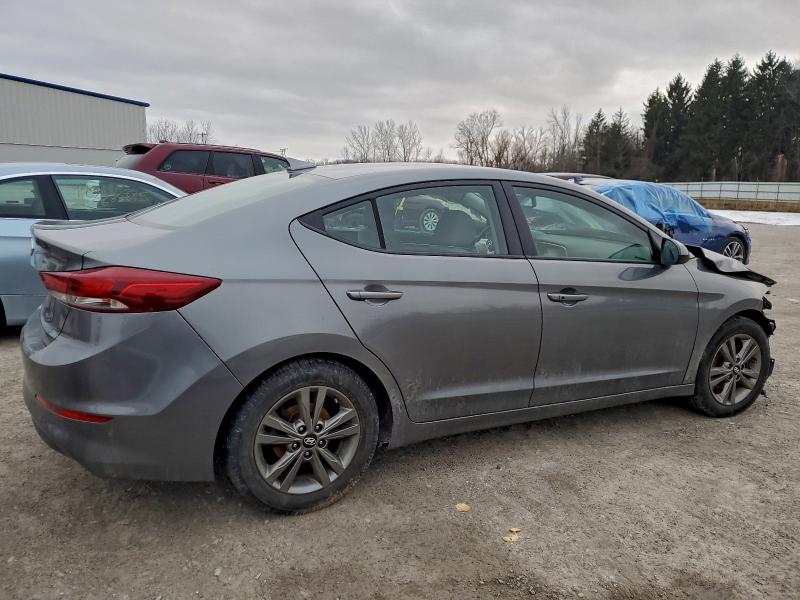 Фото 3 - HYUNDAI ELANTRA