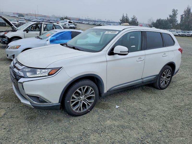 Фото 1 - MITSUBISHI OUTLANDER