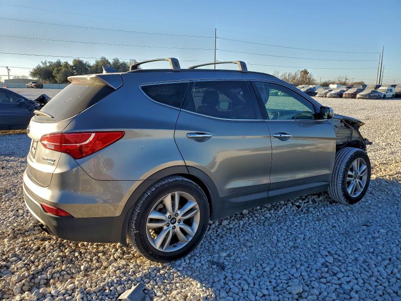 Фото 3 - HYUNDAI SANTA FE