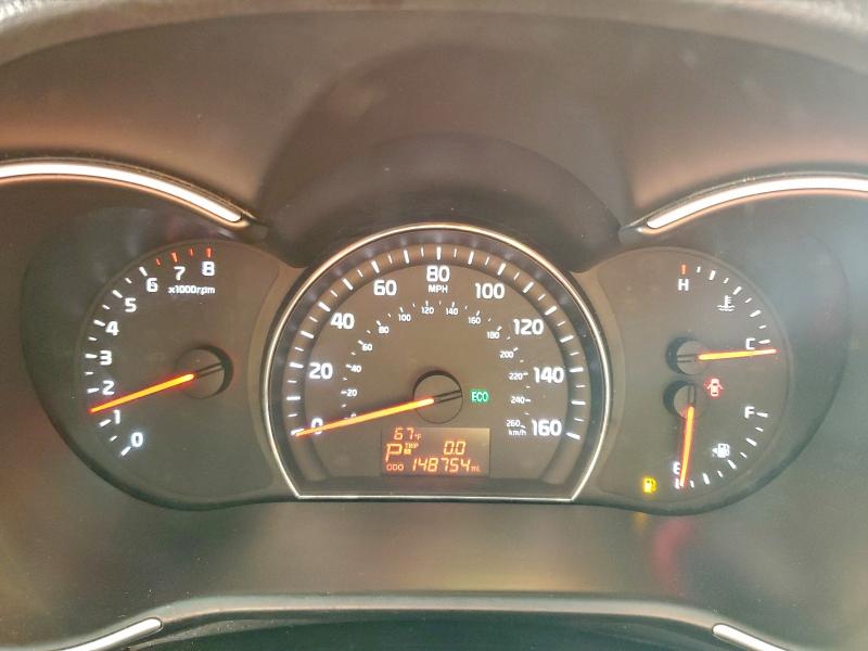 Фото 9 - KIA SORENTO