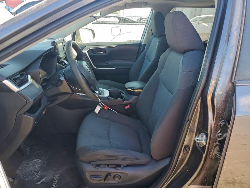 Фото 7 - TOYOTA RAV4