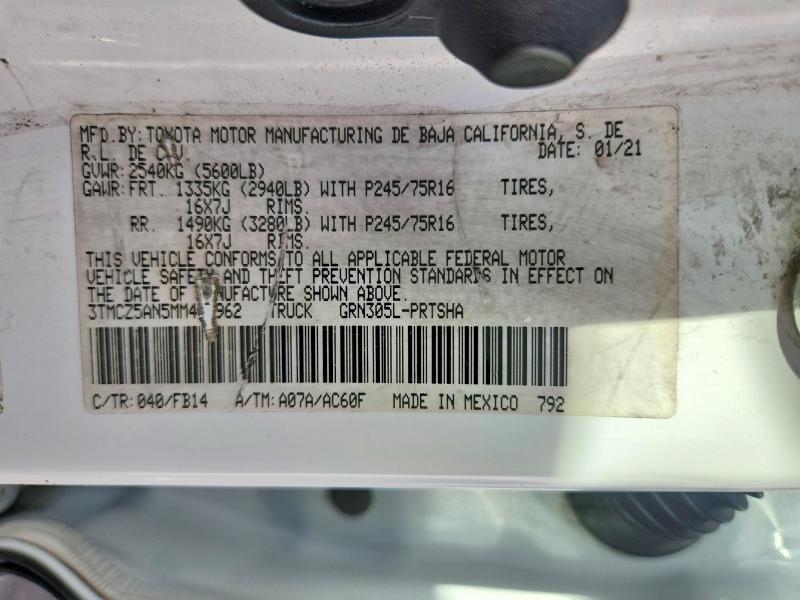 Фото 12 - TOYOTA TACOMA