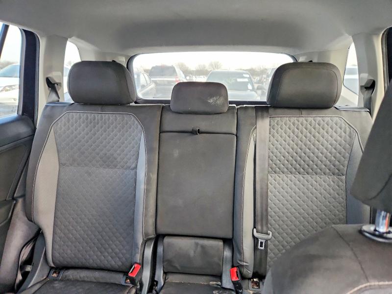 Фото 10 - VOLKSWAGEN TIGUAN