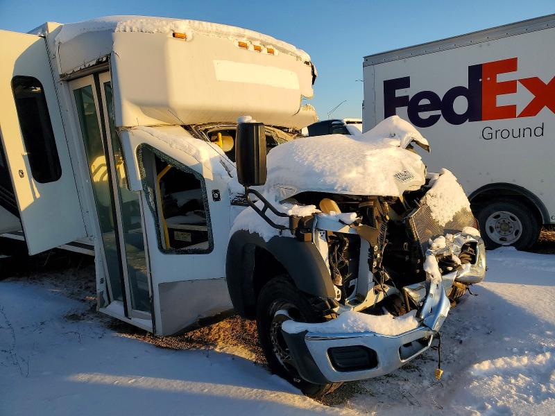 Фото 9 - FORD F550