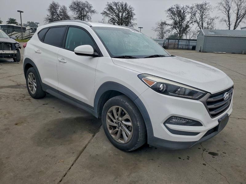 Фото 4 - HYUNDAI TUCSON