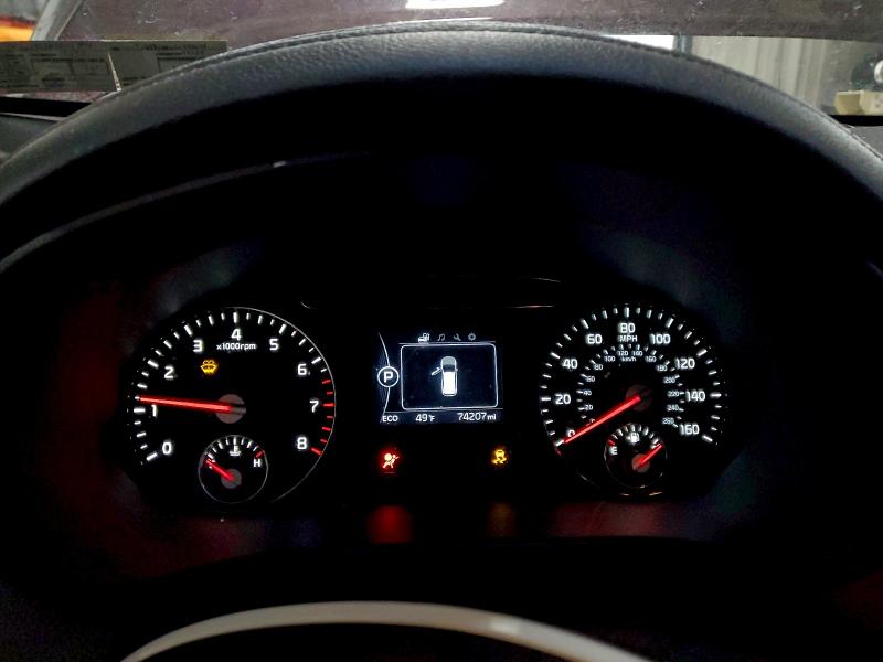 Фото 9 - KIA SORENTO