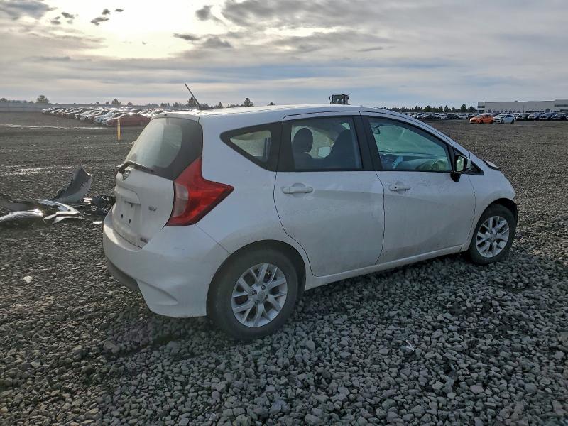 Фото 3 - NISSAN VERSA