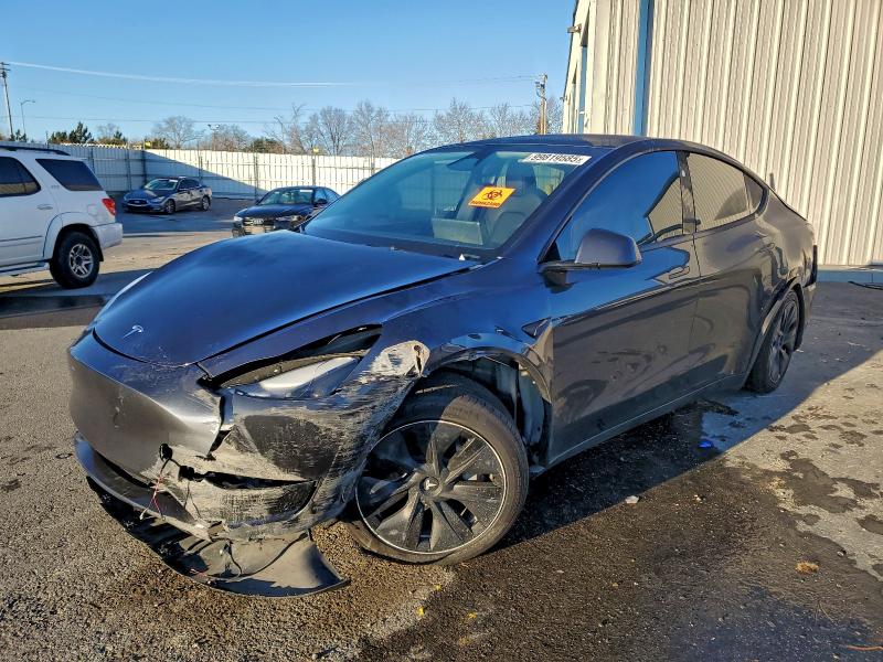 Фото 1 - TESLA MODEL Y