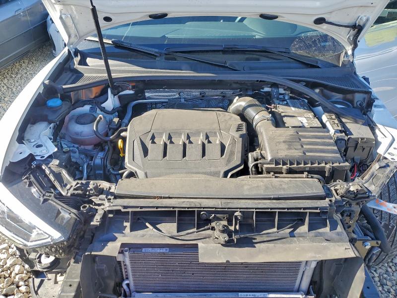 Фото 12 - AUDI Q3