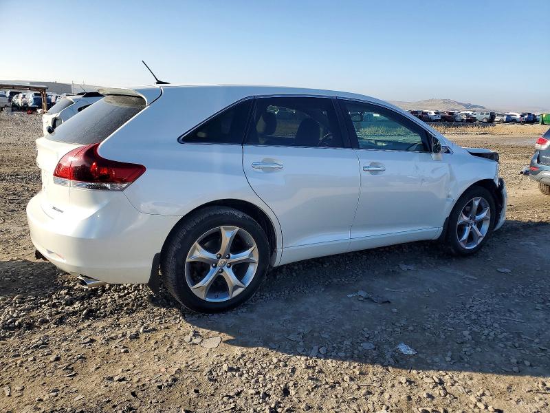 Фото 3 - TOYOTA VENZA