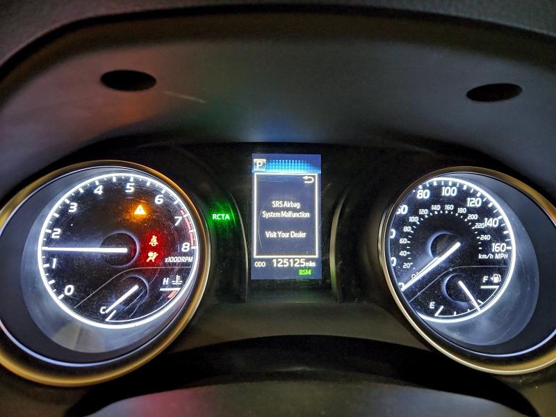 Фото 9 - TOYOTA CAMRY