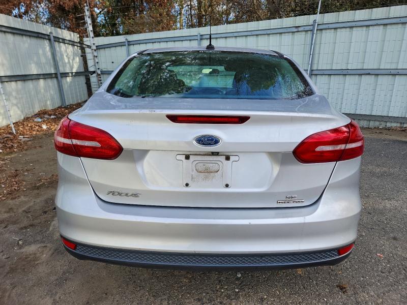 Фото 6 - FORD FOCUS