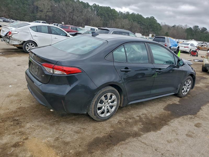 Фото 3 - TOYOTA COROLLA