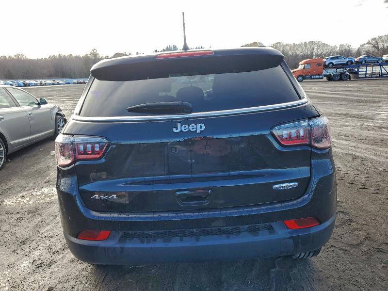 Фото 6 - JEEP COMPASS