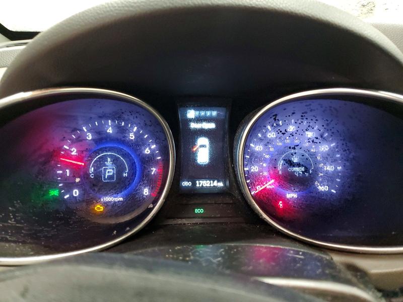 Фото 9 - HYUNDAI SANTA FE