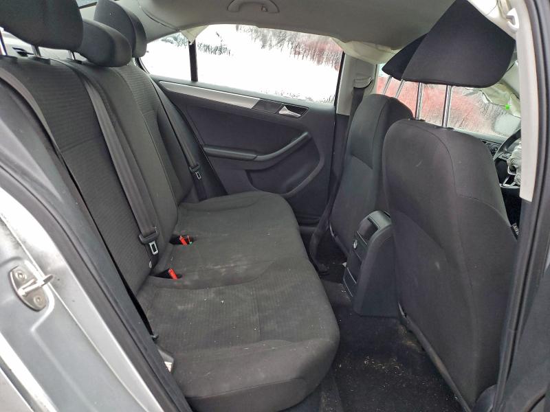 Фото 10 - VOLKSWAGEN JETTA