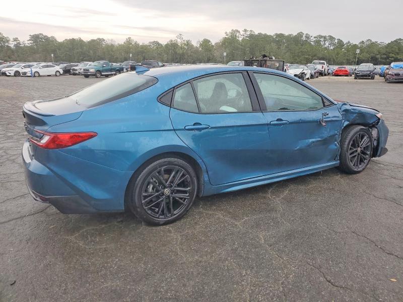 Фото 3 - TOYOTA CAMRY