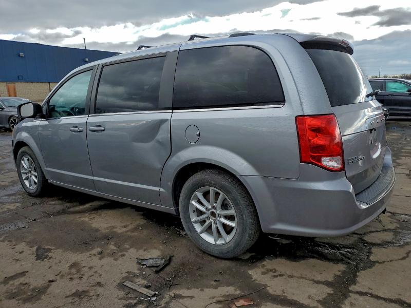 Фото 2 - DODGE CARAVAN