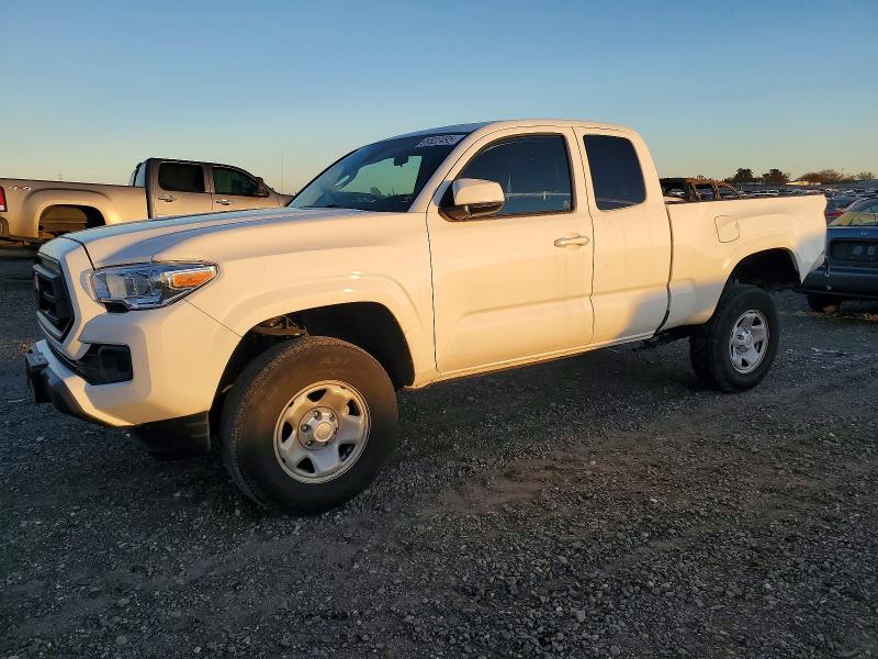 Фото 1 - TOYOTA TACOMA