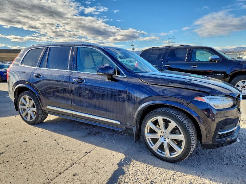 Фото 4 - VOLVO XC90