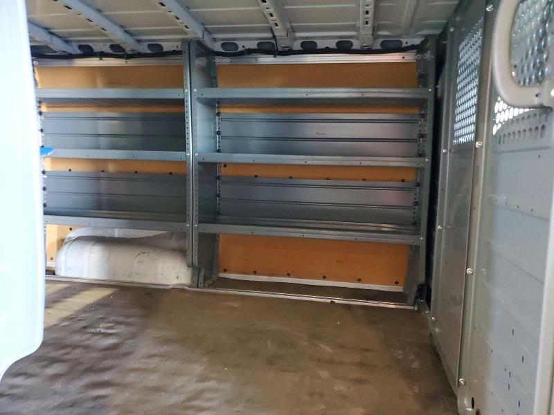 Фото 10 - NISSAN NV