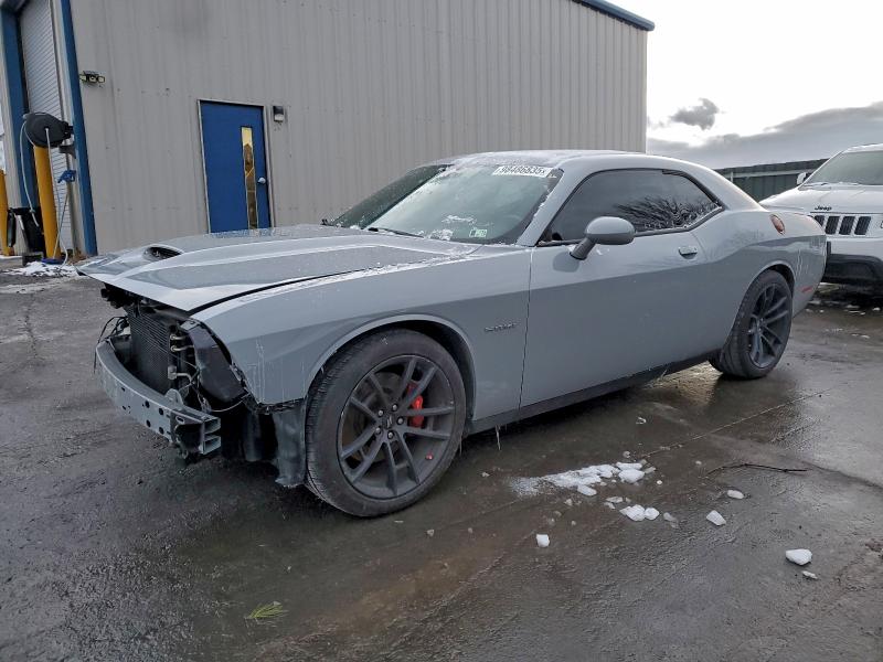 Фото 1 - DODGE CHALLENGER