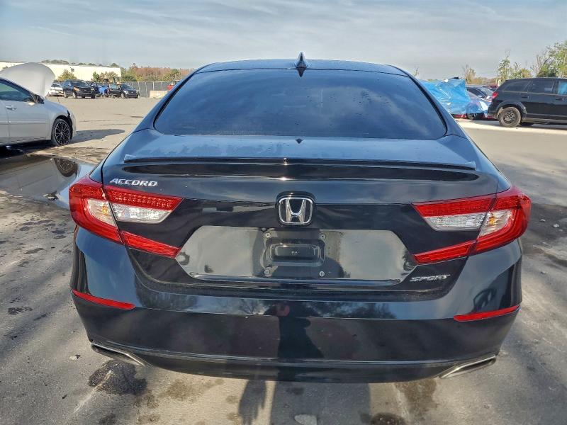 Фото 6 - HONDA ACCORD