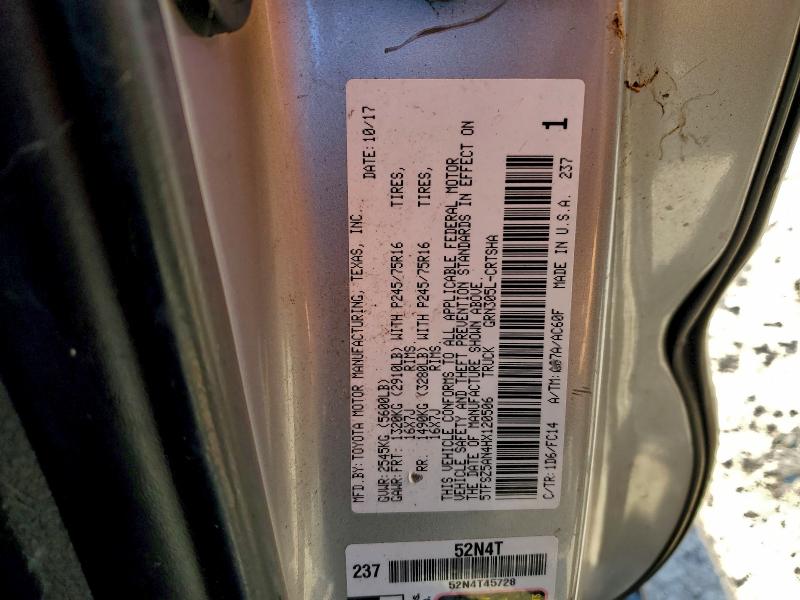 Фото 13 - TOYOTA TACOMA