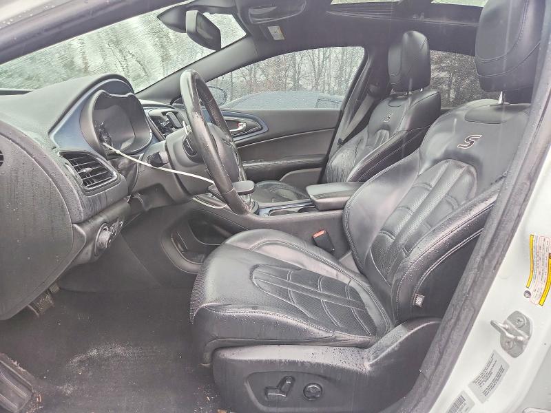 Фото 7 - CHRYSLER 200