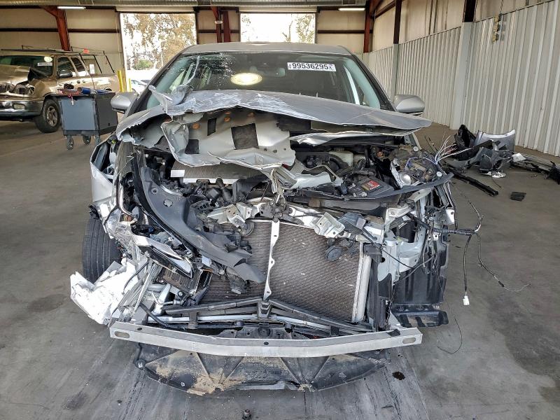 Фото 5 - TOYOTA PRIUS