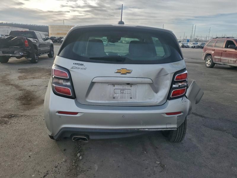 Фото 6 - CHEVROLET SONIC