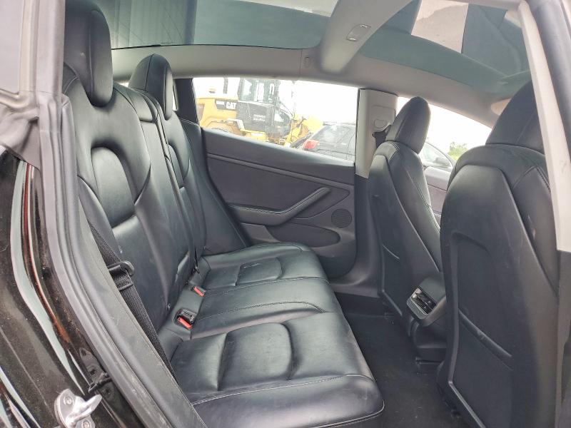 Фото 10 - TESLA MODEL 3