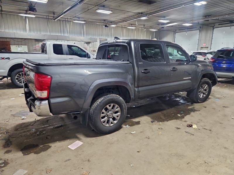 Фото 3 - TOYOTA TACOMA