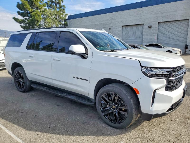 Фото 4 - CHEVROLET SUBURBAN