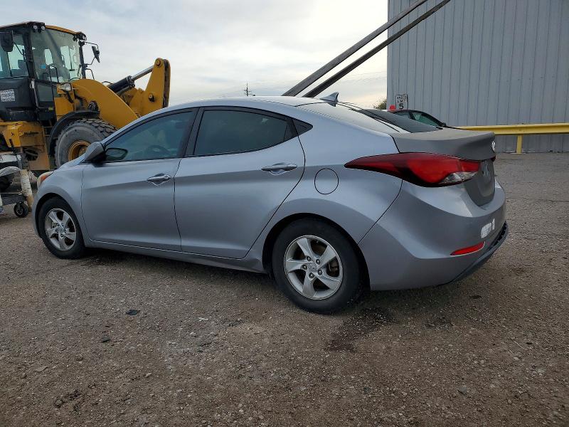 Фото 2 - HYUNDAI ELANTRA