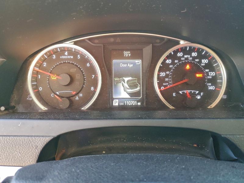 Фото 9 - TOYOTA CAMRY