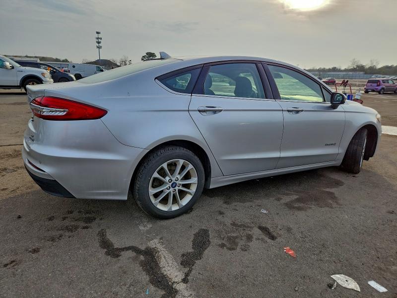 Фото 3 - FORD FUSION