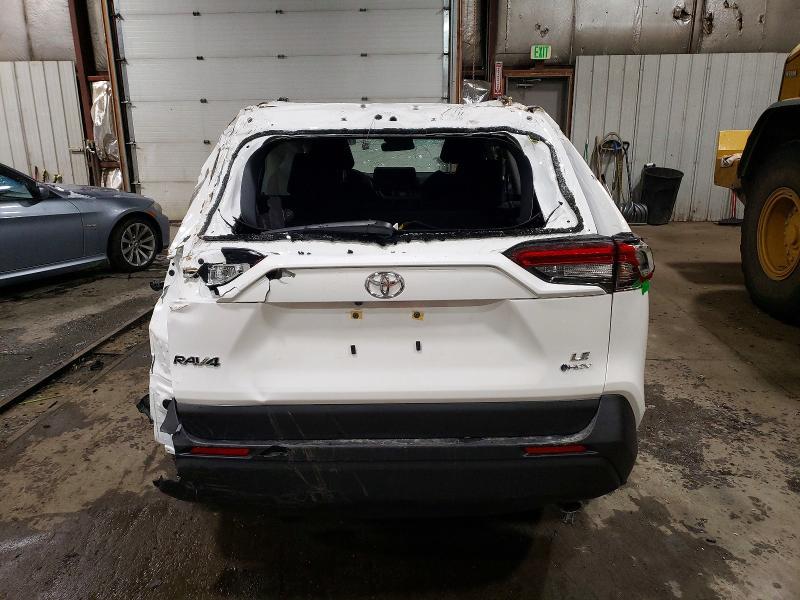 Фото 6 - TOYOTA RAV4